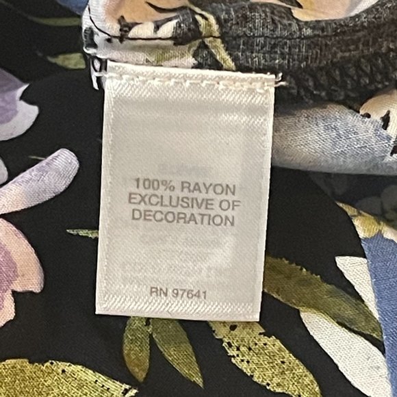 J.Jill Mixed-Print Center-Pleat Black Heirloom Daisies Floral Dress Size SP - Picture 6 of 7